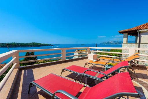 Seaside Villas Eli - Housity