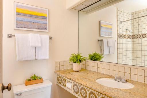 Clocktower Inn Ventura - Housity