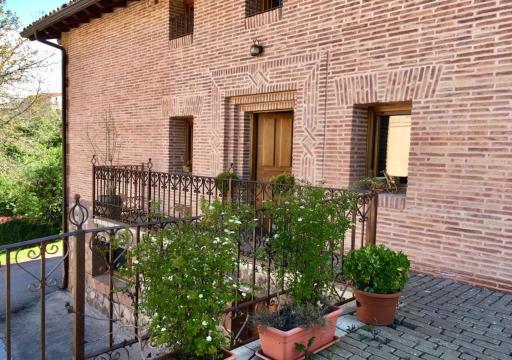 El Patio de la Morera II - Housity