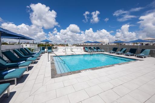 President Hotel - Housity