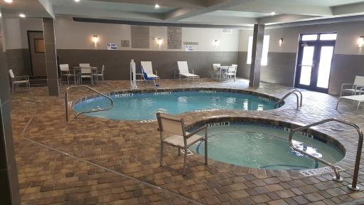 Country Inn & Suites by Radisson, Savannah Midtown, GA - Housity