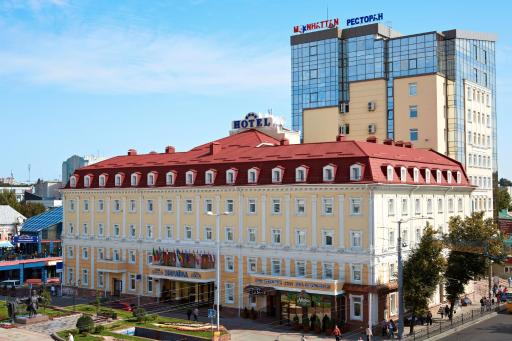 Hotel Ukraine Rivne - Housity