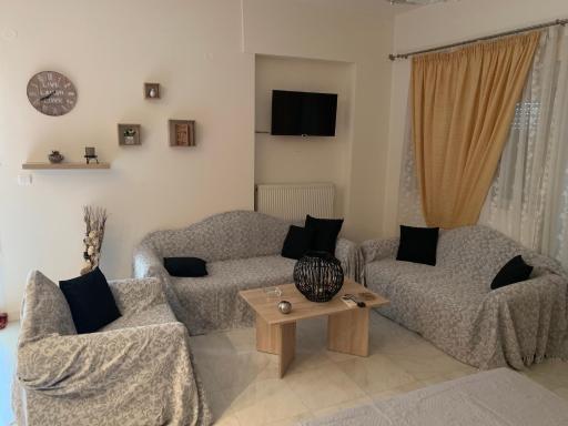 Danai's Loft - Housity