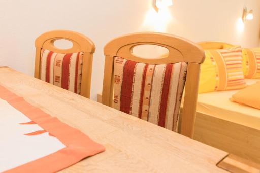 Ski-to-door Appartment Hotel Mitterer - Housity