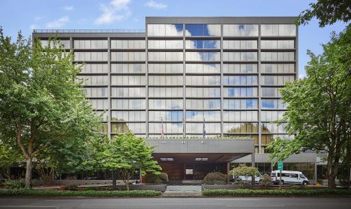 Graduate by Hilton Eugene - Housity