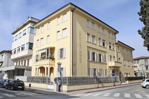 Hotel La Pace - Housity