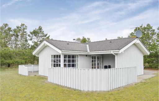 Three-Bedroom Holiday Home In Saby - Housity