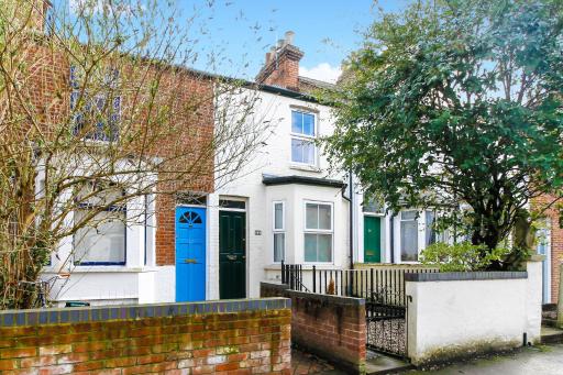 Righton - Three Bedroom House, St Clements, Oxford OXRPPS3 - Housity