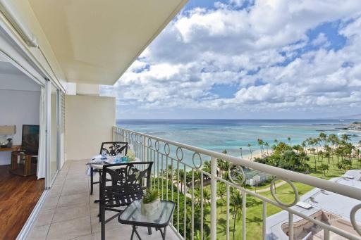 Waikiki Shore #1316 - Housity