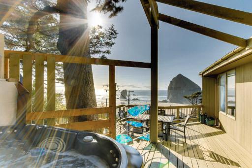 Haystack Views Vacation Rental - Housity