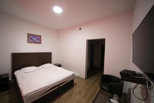 Napsugár panzió - Housity