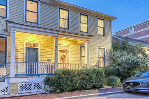 Savannah Drawing Room - Housity
