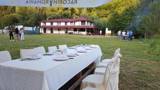 Pensiunea Turistica VALEA MIERII - Housity