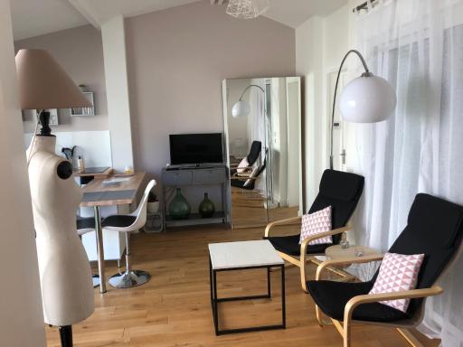 studio maisonnette avec jardin, Nancy Thermal, Artem - Housity