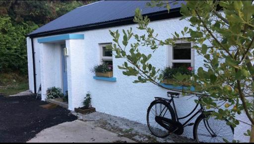 Lovely Cottage Omagh Carrickmore House B&B - Housity