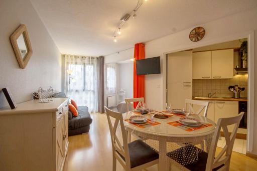 Les pieds dans l eau - Housity