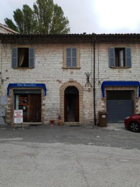 La Casa in Piazza - Housity
