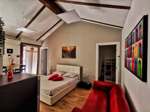 Regis B&B Appartamenti centro storico - Housity