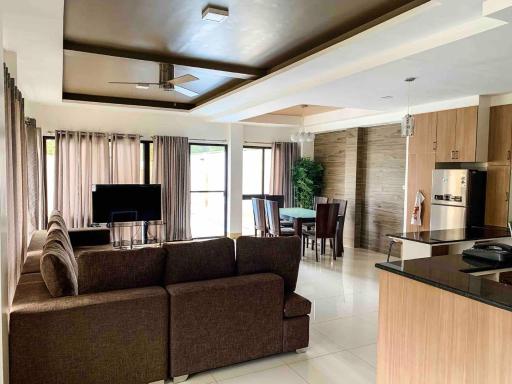 Eli Villa Cebu - Your Cozy Spacious Uphill Home - Housity