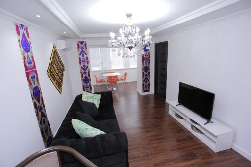 Overlooking Registan Square Luxury 2 Bedrooms Apartment - Housity