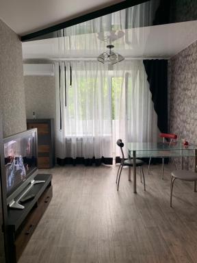 Пр.Поля 104 Апартаменты - Housity