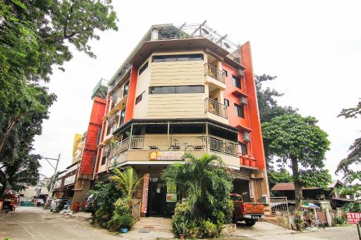 BertLees Pension Hauz - Housity