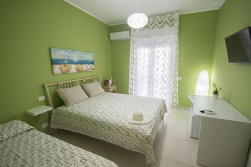 Lido Rosa Rooms - Housity