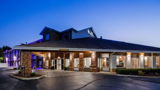 Best Western DeWitt - Housity