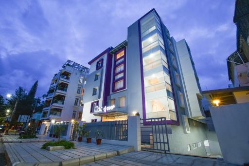 Lilac Hotel, 5th Block - Housity