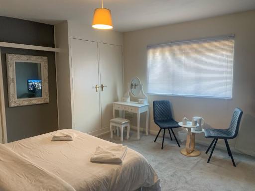 STIFFORD CLAYS FARM HOTEL - Housity