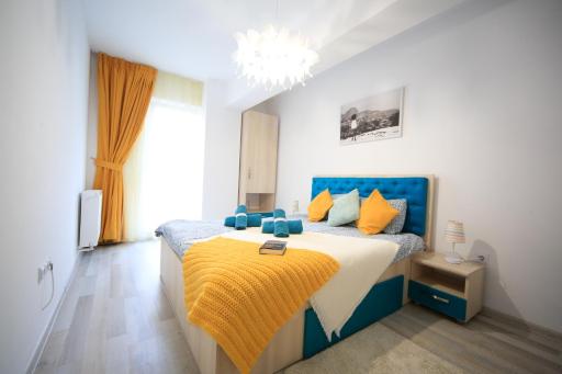 KORONA STUDIO - Housity