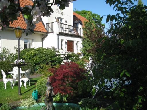 Nya Pallas Hotel - Housity