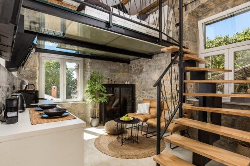 Molo Longo - Central Apartments & Rooms - Housity
