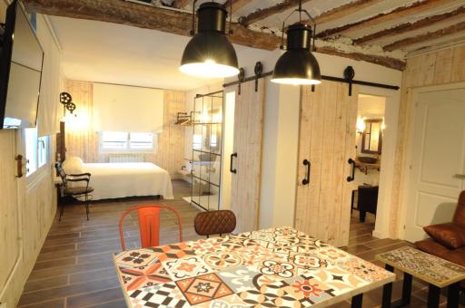 Lombera Apartamentos - Housity