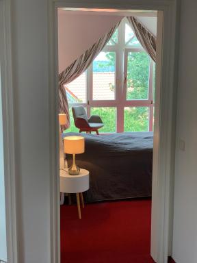 Villa mit Gartenblick - Housity