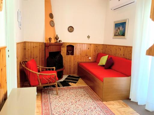 Traditional penthouse with mountain view - Housity