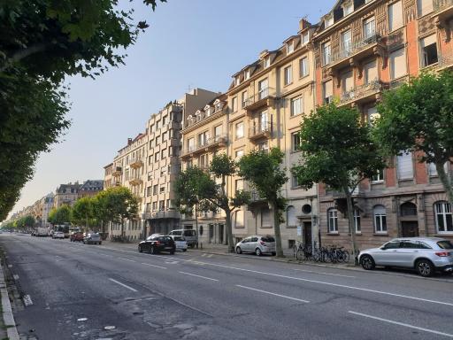 STRASBOURG CENTRE le 85, Superbe F5, 125m2, 5 Pièces - Housity