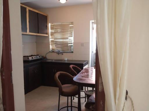 Quiet Garden House Only For Medium & Long Term - Housity