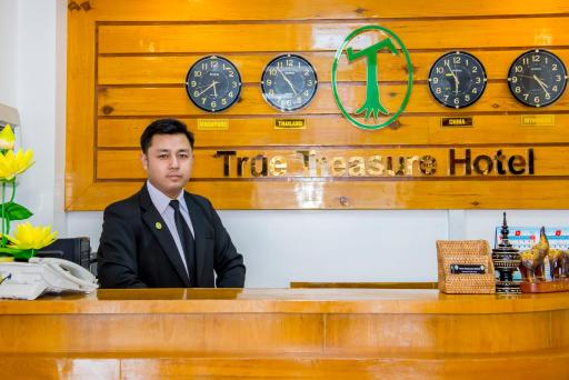 True Treasure Hotel - Housity