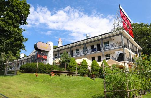 Hotel Hi-Ho - Contactless Check-In - Housity