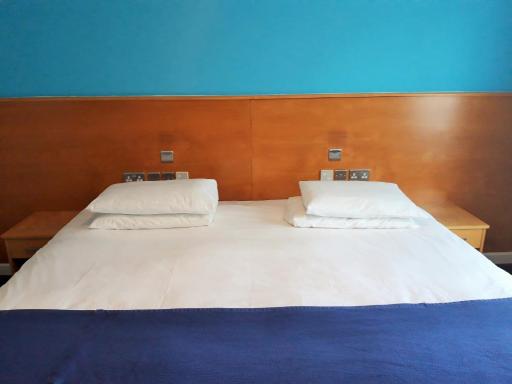 The Olympic Lodge - Housity