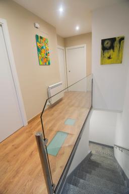 Alojamientos MYL - Housity