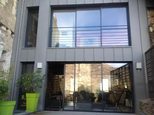 Le Beau Repaire 1 à 3 chambres étage indépendant - Housity