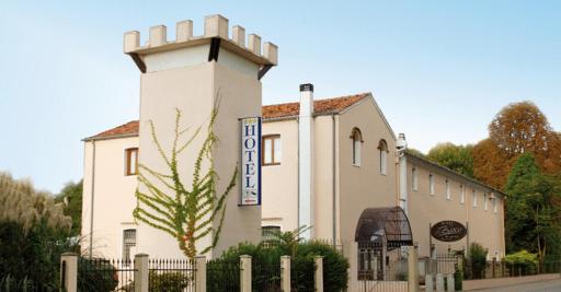 Hotel Al Barco - Housity