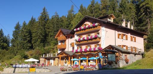 Hotel La Roccia - Housity