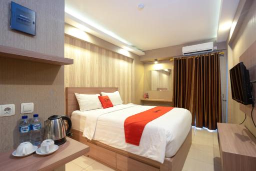 RedDoorz Apartment at Bogor Valley - Housity