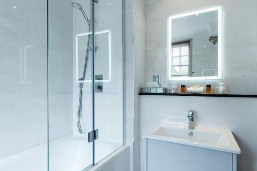 Gorse Hill Hotel - Housity