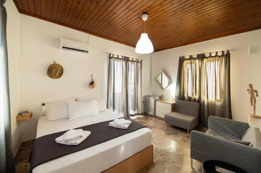 LEFKADA CENTRAL SQUARE APARTMENT - Housity
