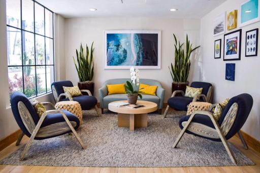 Beachside Inn - Housity