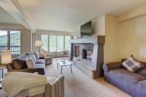 Amazing 2 Br Unit In Beaver Creek- Out Of A Western Movie Condo - Housity
